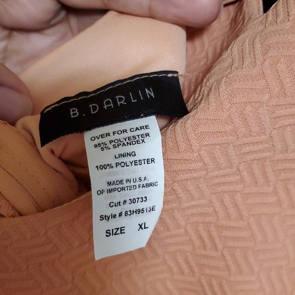 Dress - Picture 4 of 4